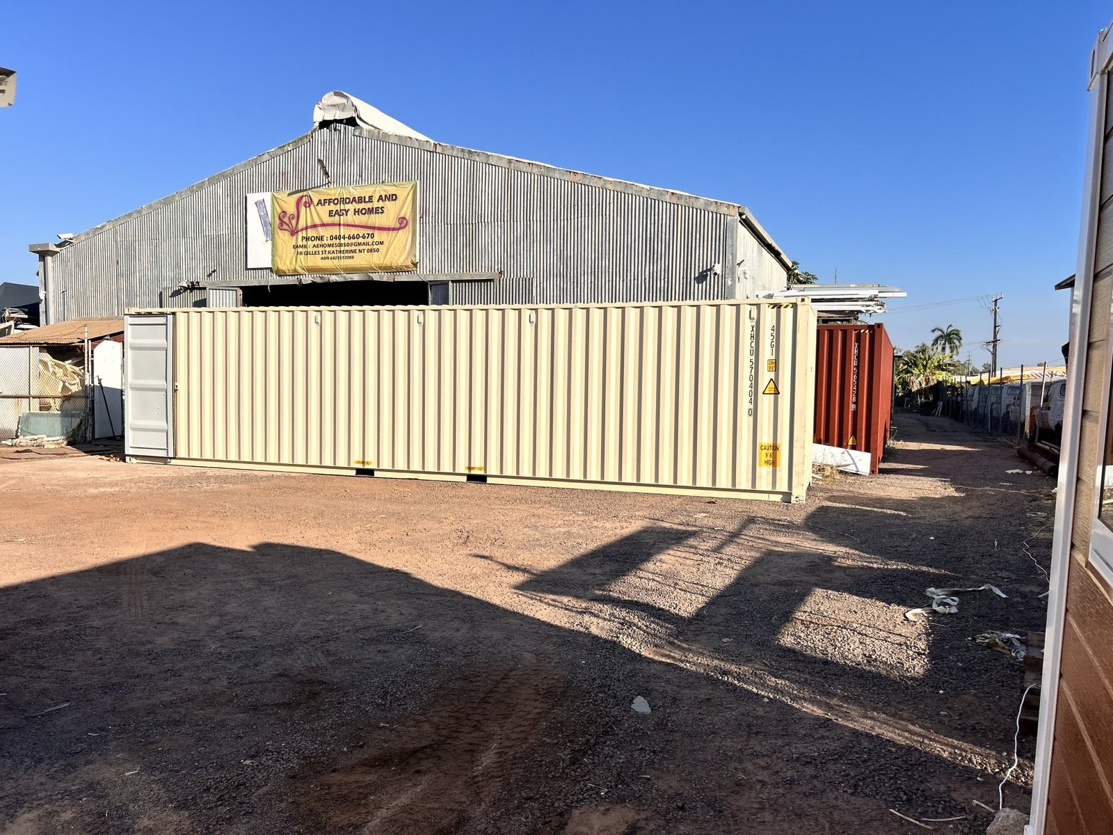 40 ft shipping container 98% new condition